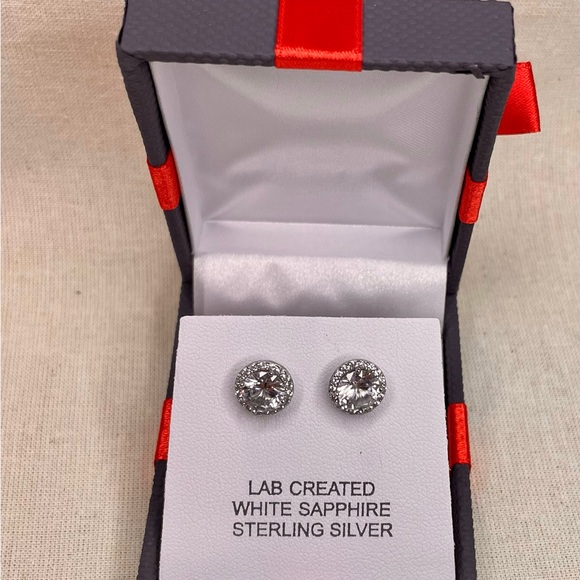 ❤️❤️NEW in box Lab Created White Sapphire Studs❤️❤️9mm - Picture 2 of 6
